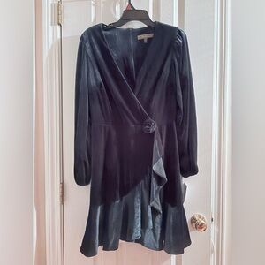 Elegant Deep Green  Velvet Wrap Dress